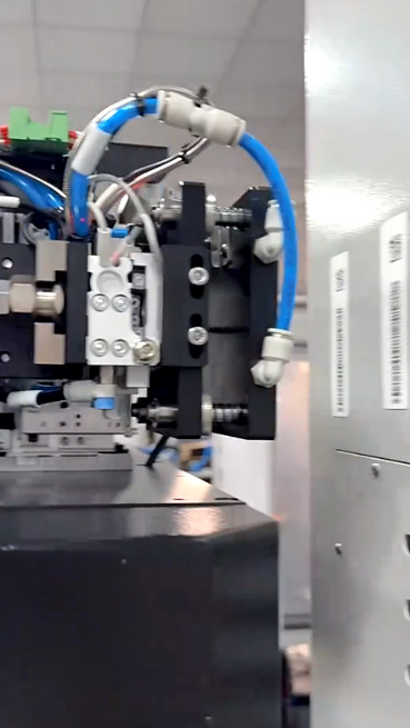 在线打印贴标机视频