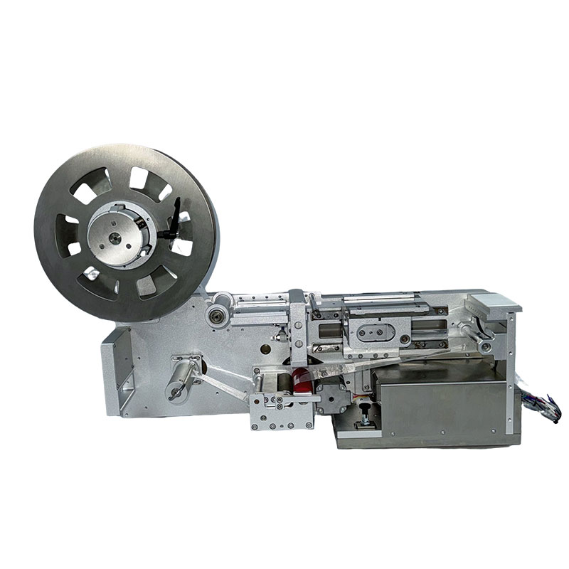 80后撤飞达正向